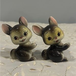 🐰 Vintage Hugging Bunnies Shakers